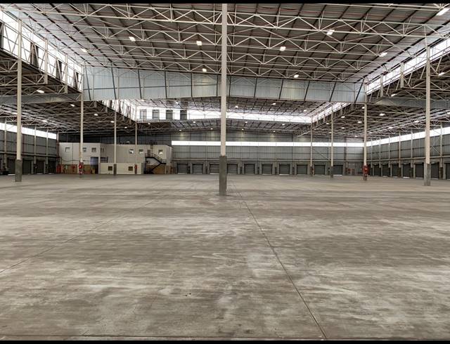 10,548M² FACTORY TO LET IN PAROW INDUSTRIAL